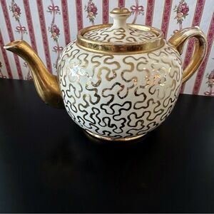 Sudlow’s Burslem English Teapot with Gold Squiggles